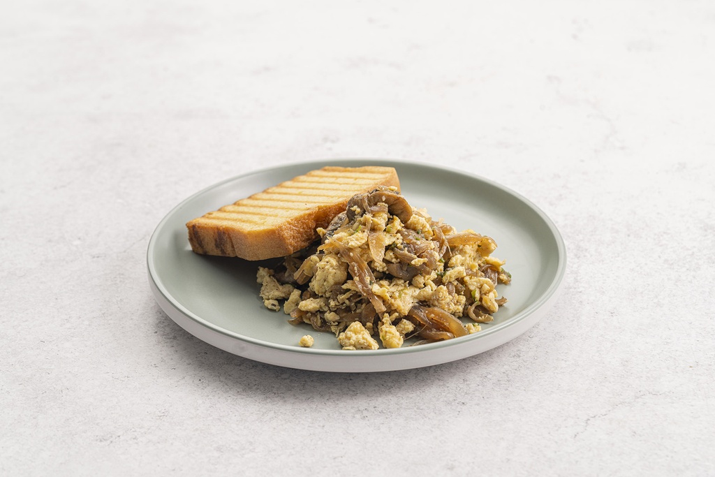 Keto Scramble Egg with Onion and Mushroom