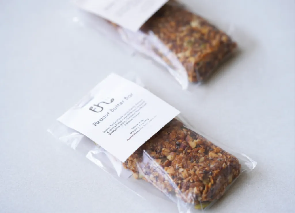 Peanut granola bar