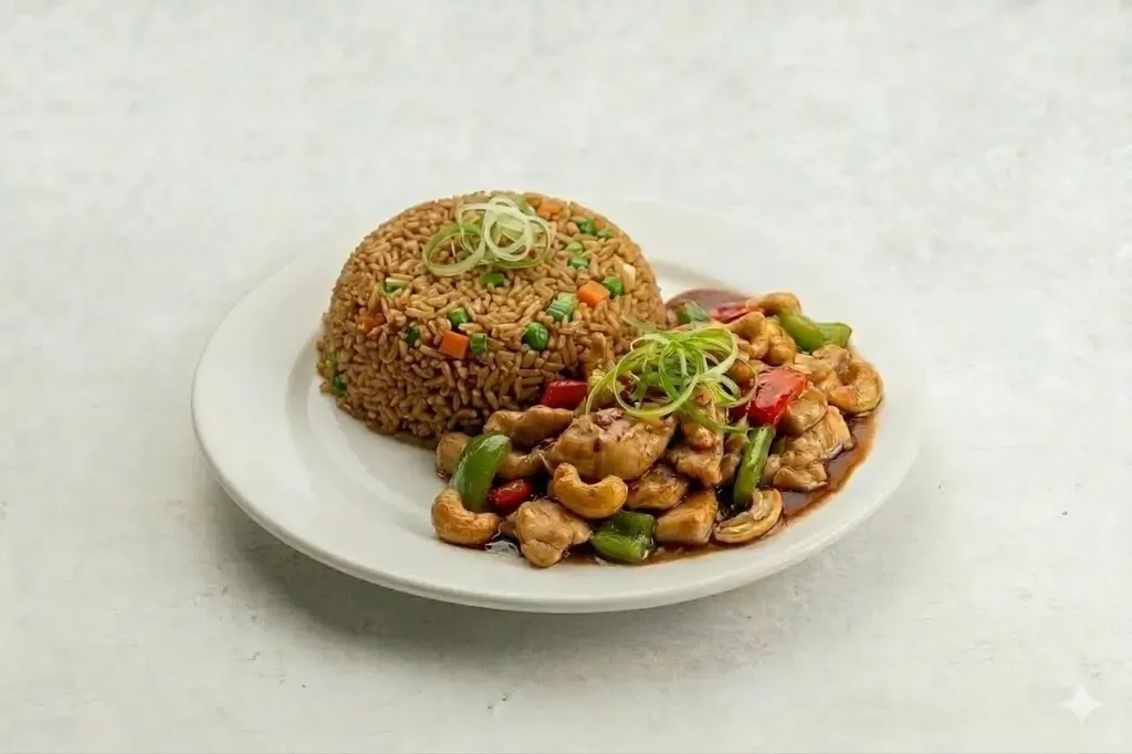 chicken cashew with Fried Rice (H)